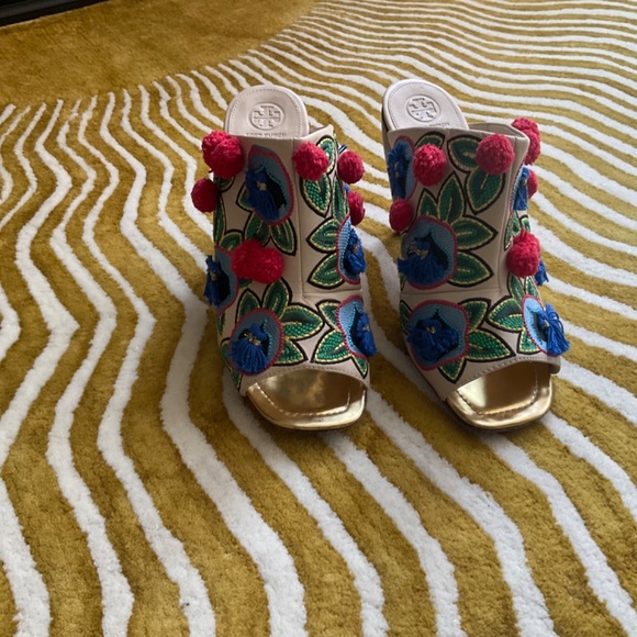 Tory Burch - Ellis PomPom Embroidered Mules - Picture 3 of 3